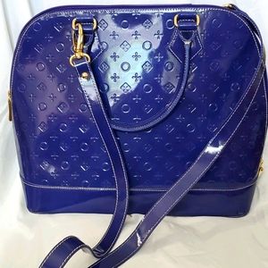 COPY - Blue patent leather bag